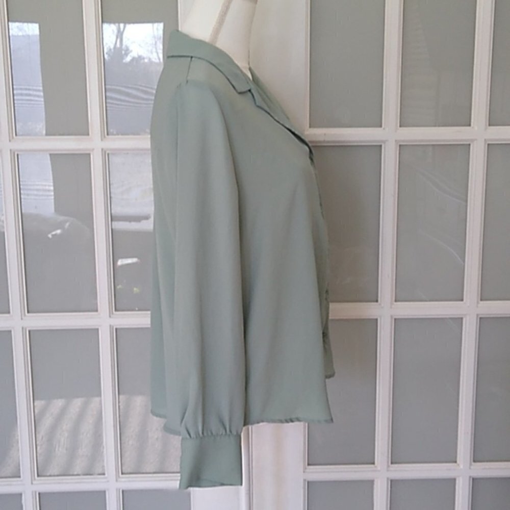 Who What Wear Long Sleeve Button Down Blouse - Picture 6 of 16